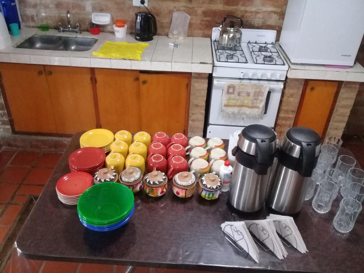 Hostal La Posada De Gervasio Salta Kültér fotó