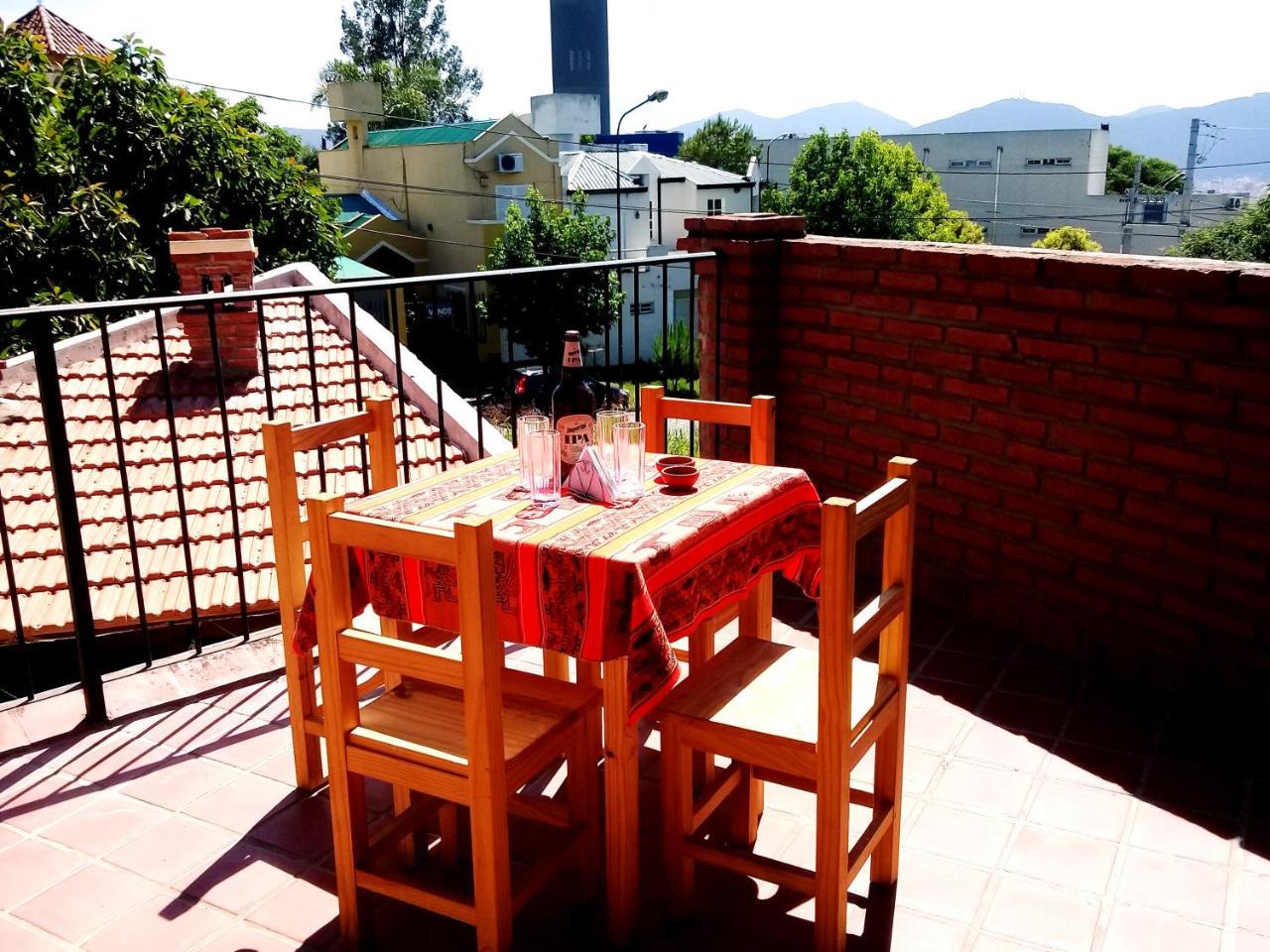 Hostal La Posada De Gervasio Salta Kültér fotó
